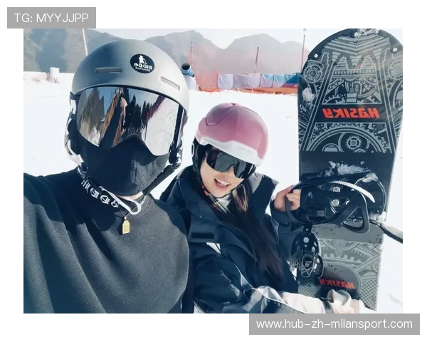 女孩去雪山双板滑雪,不料板子突然掉落,硬是用双脚滑行,滑雪双板摔倒怎么起来